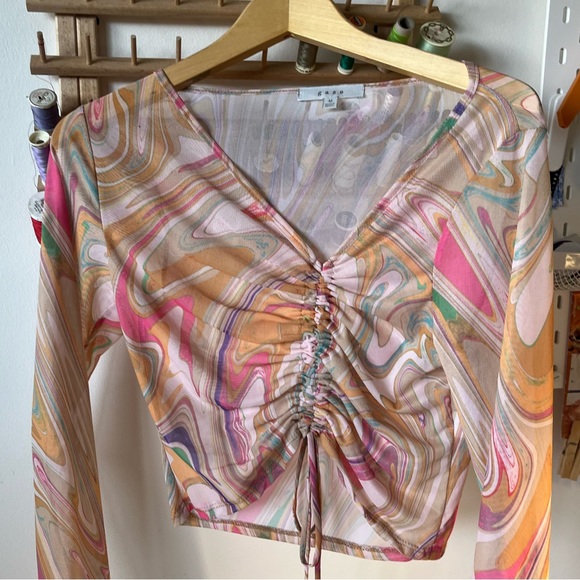 Mesh wavy long sleeve top - Picture 6 of 6